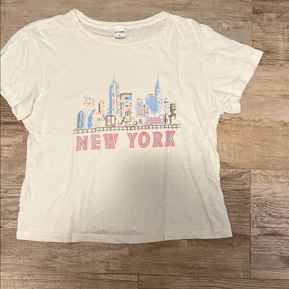 Re/Done White 'New York' Graphic Tee with Blue & Red Print